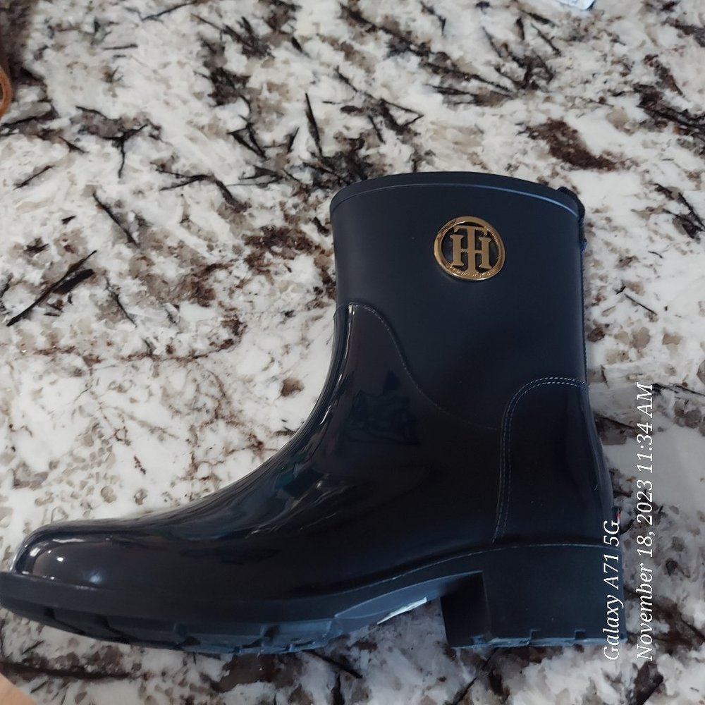 Rainboots